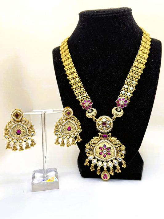 Modish Sahana Set