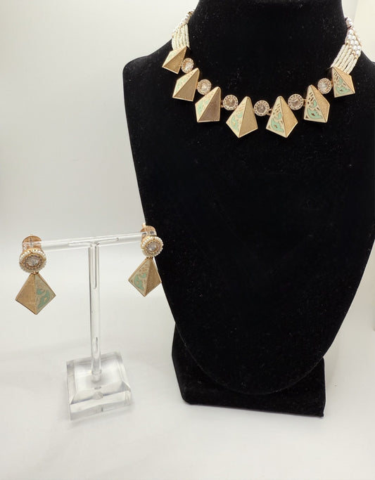 Modish Mirza Necklace set