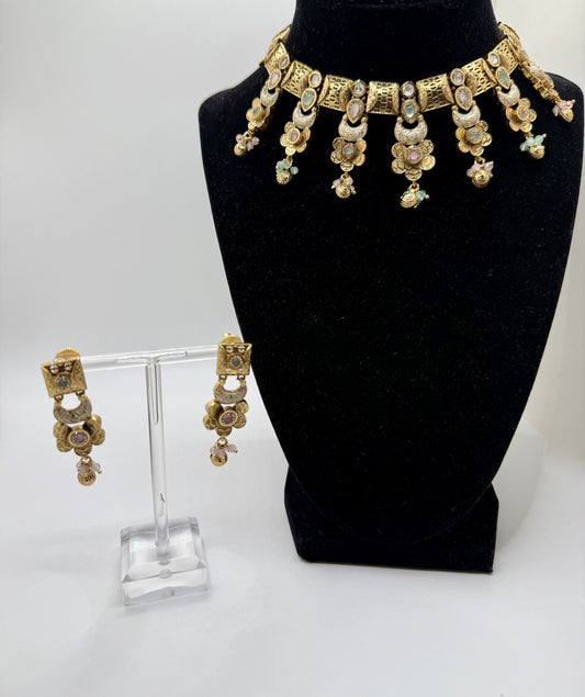 Modish Quila Necklace Set