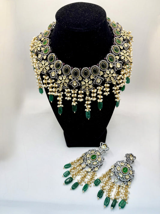 Modish Alia Necklace Set