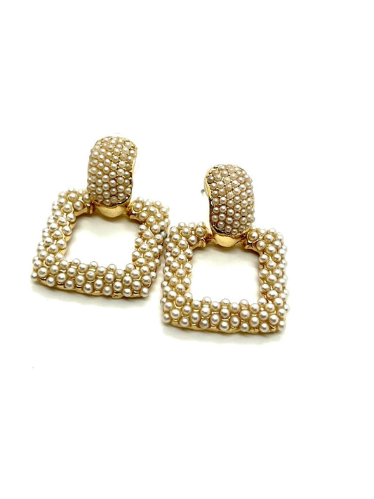 Modish Pearl Square Earring