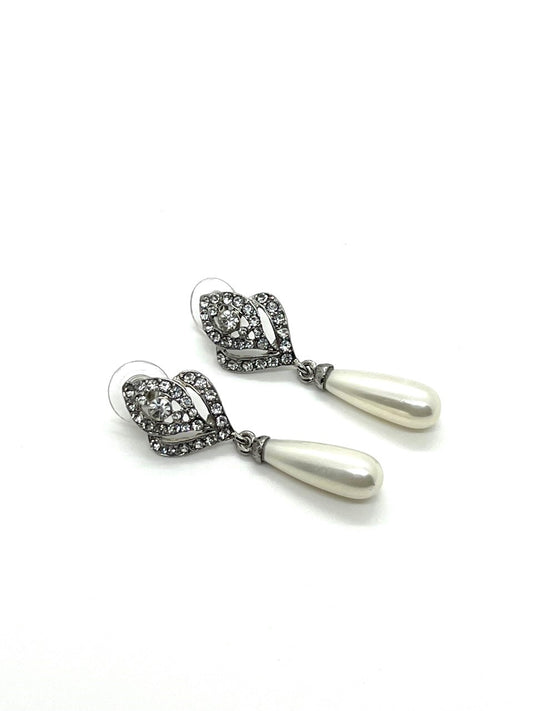Modish Layla Earrings