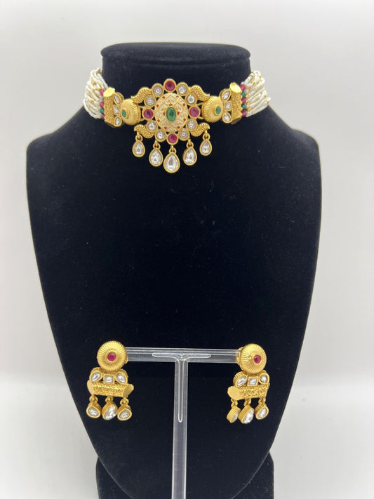 Modish Satya Choker Set