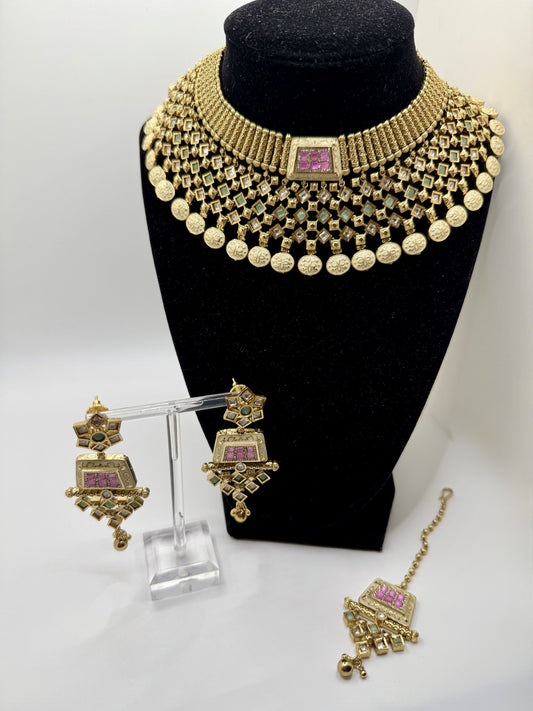 Modish Kyla Necklace Set