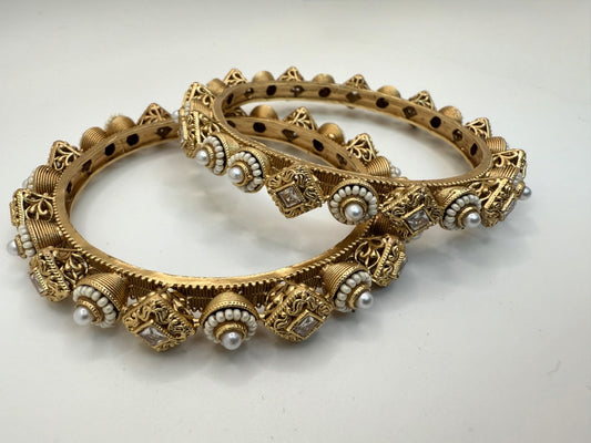 Modish Aya Bangles (2.6) Pair