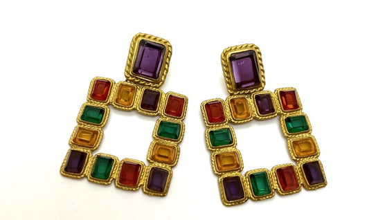 Modish Marwa Statement Earring