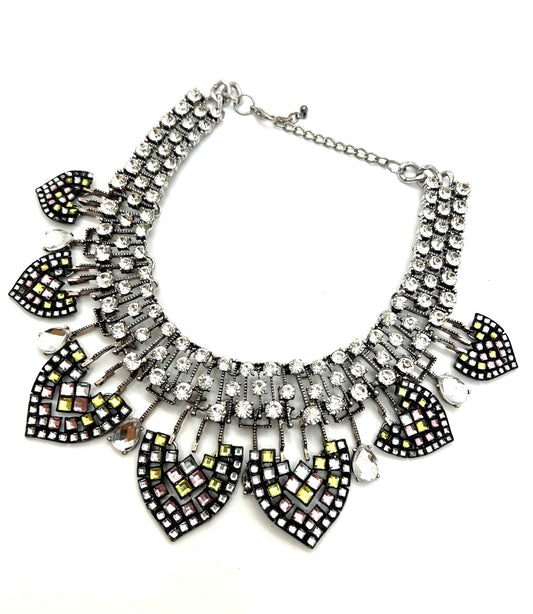 Modish Rana Statement Necklace